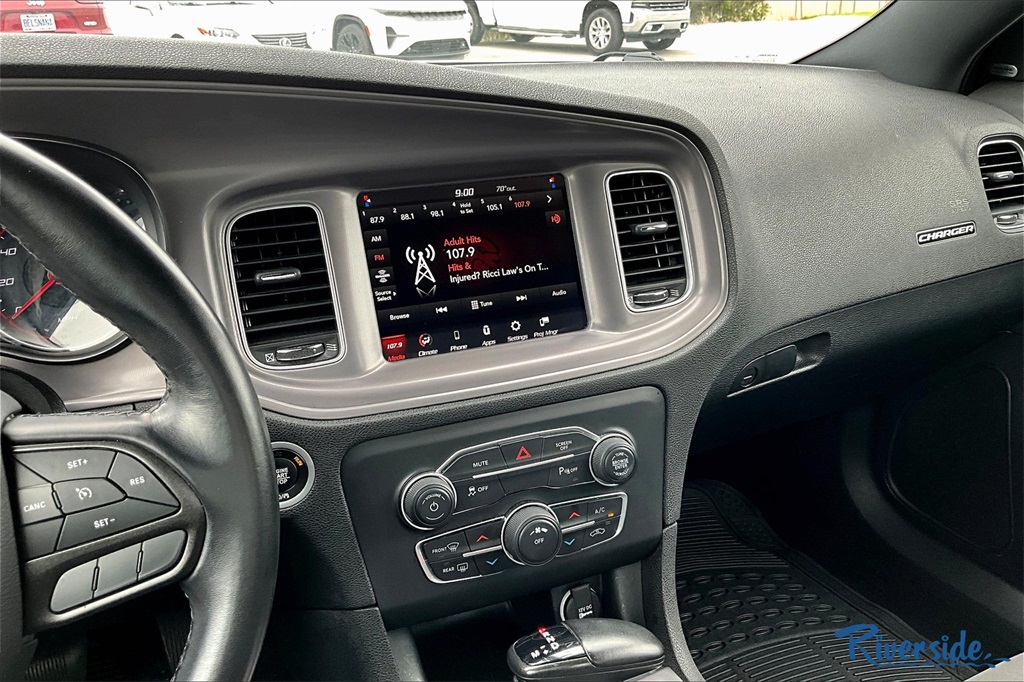 2023 Dodge Charger SXT photo 7
