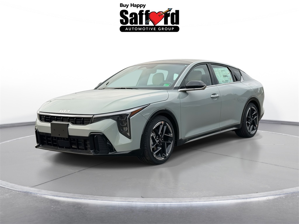 2025 Kia K4 GT-Line's photo