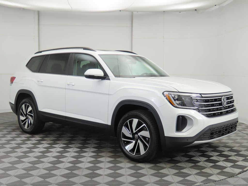 2026 Volkswagen Atlas SE Technology photo 3
