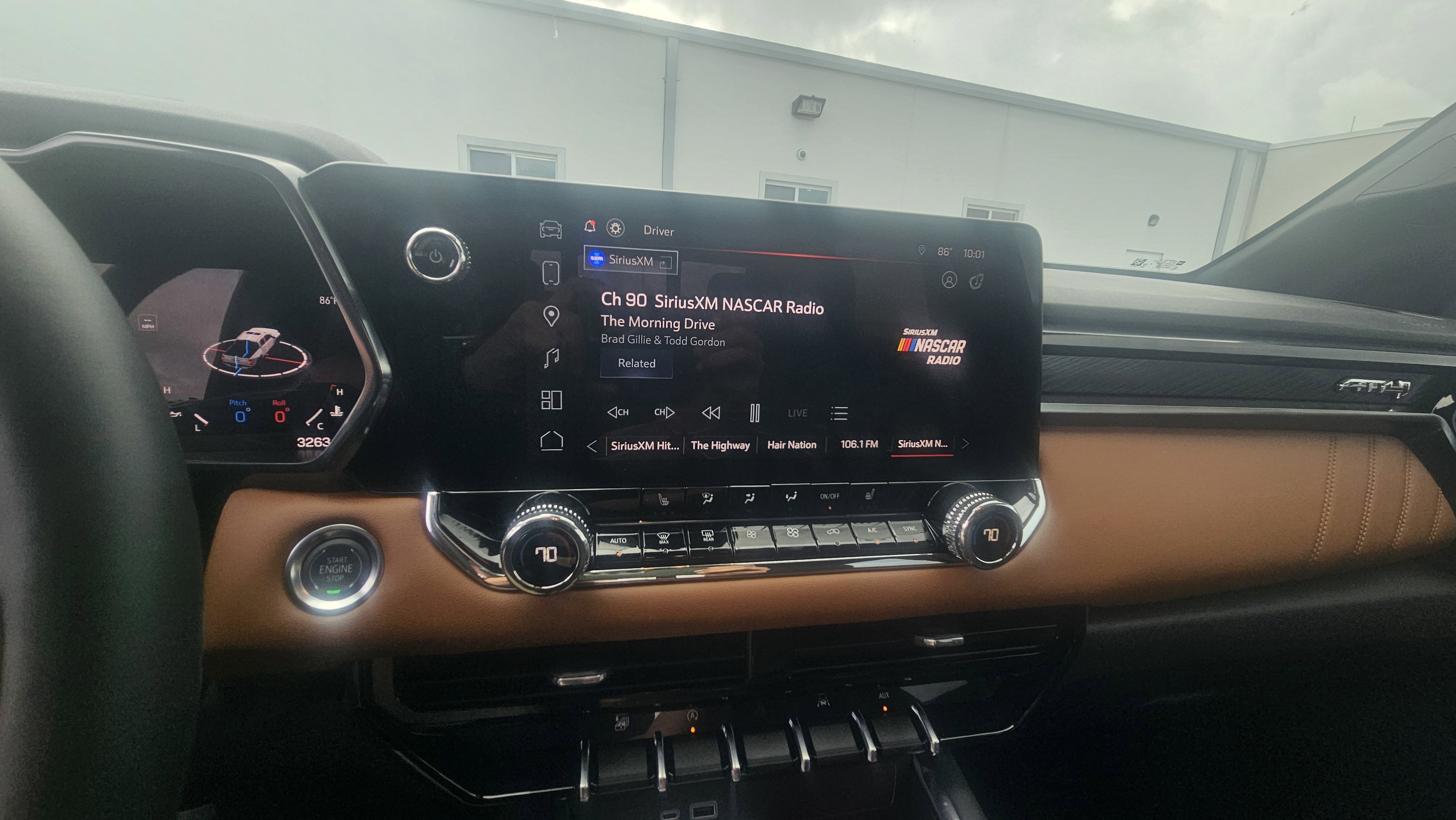 2025 Gmc Canyon AT4 photo 2