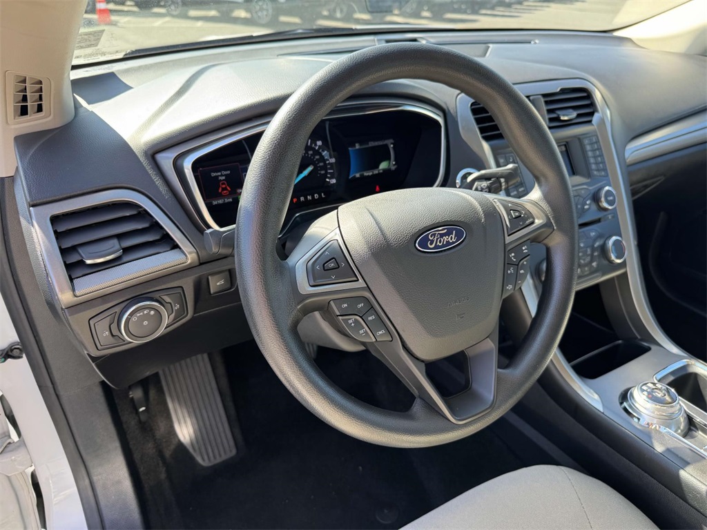 2018 Ford Fusion Hybrid S photo 2