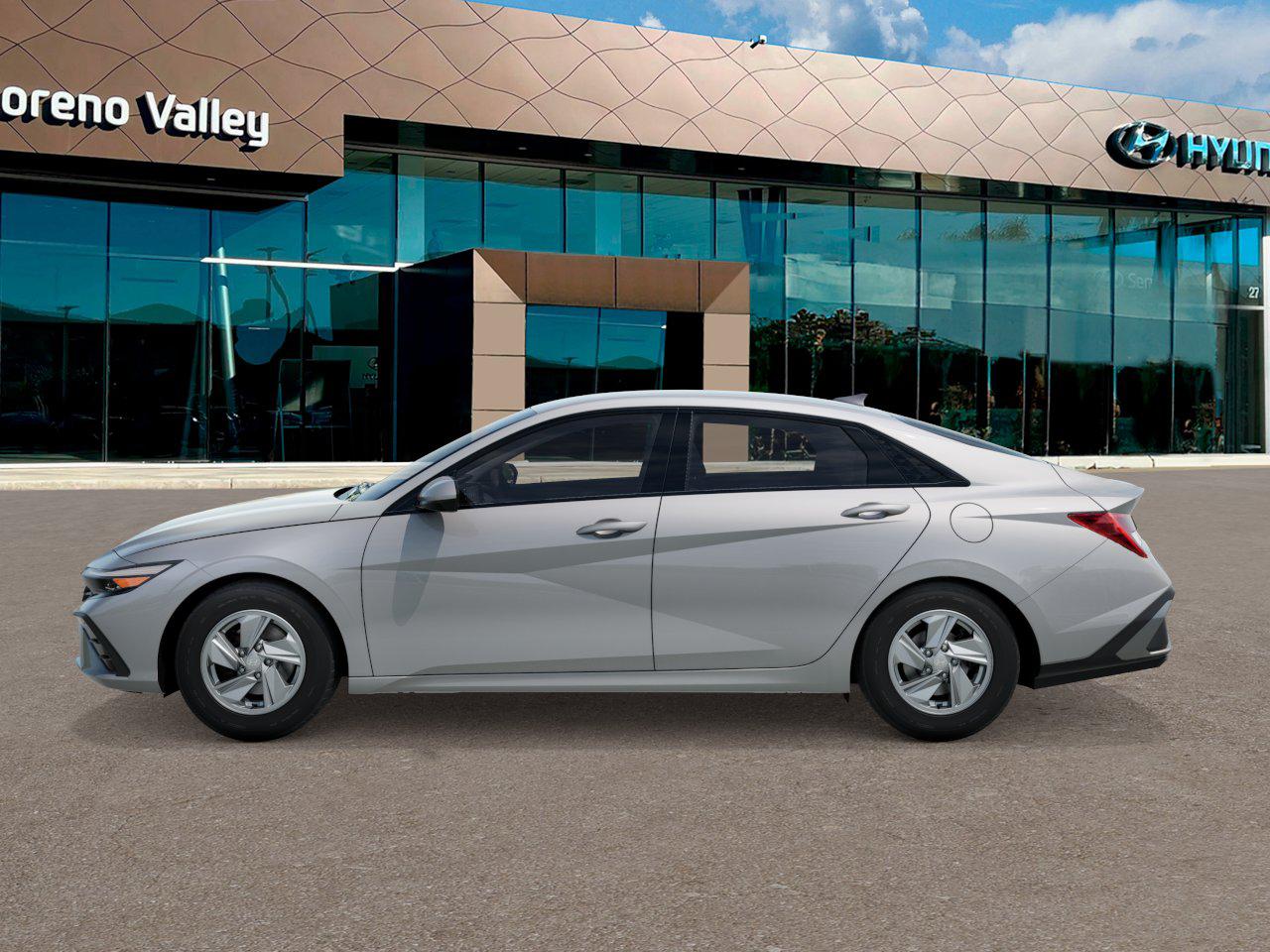 2025 Hyundai Elantra SE photo 3