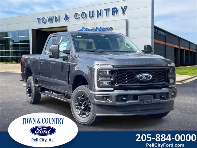 2026 Ford F-250 Super Duty XL's photo