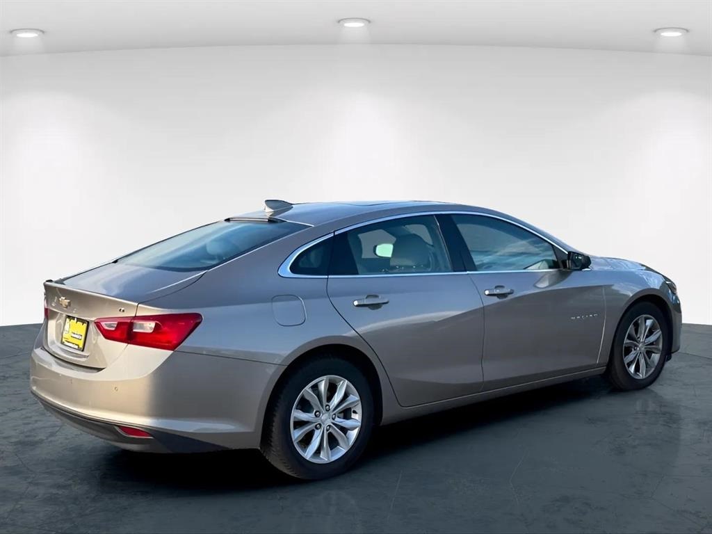2024 Chevrolet Malibu 1LT photo 5