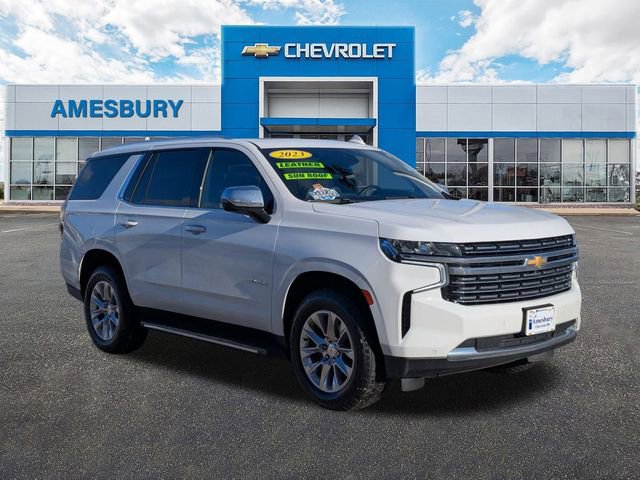 2023 Chevrolet Tahoe Premier's photo