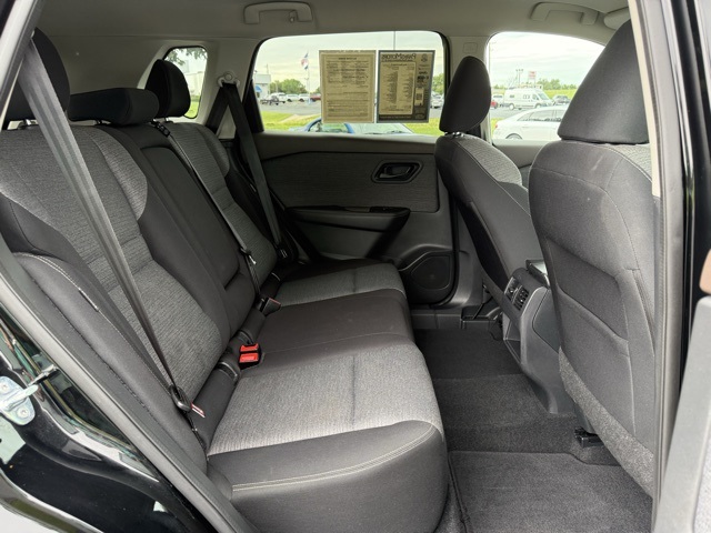 2021 Nissan Rogue S photo 10