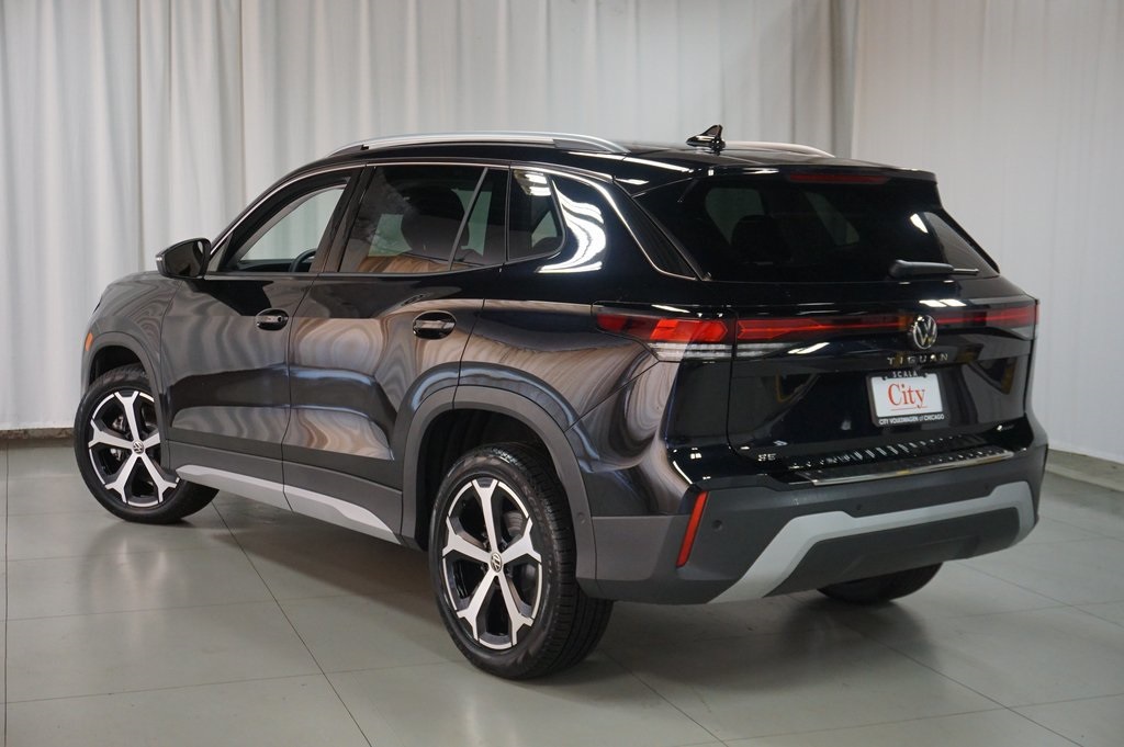 2025 Volkswagen Tiguan SE photo 4