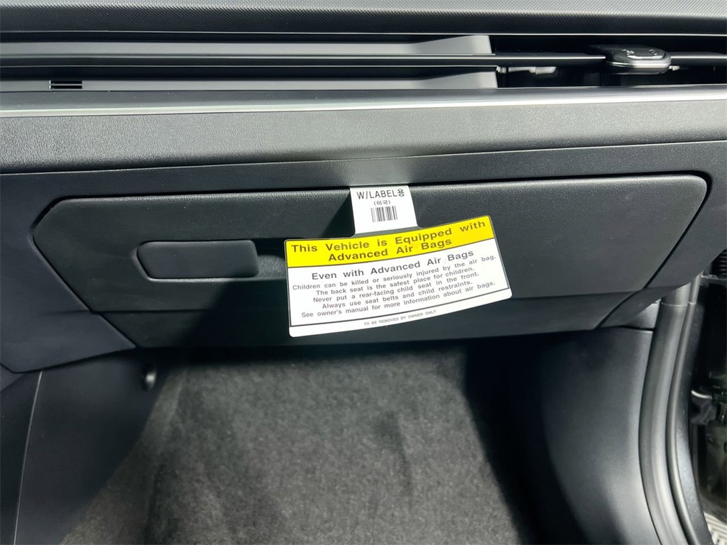 2025 Kia K4 LX photo 32