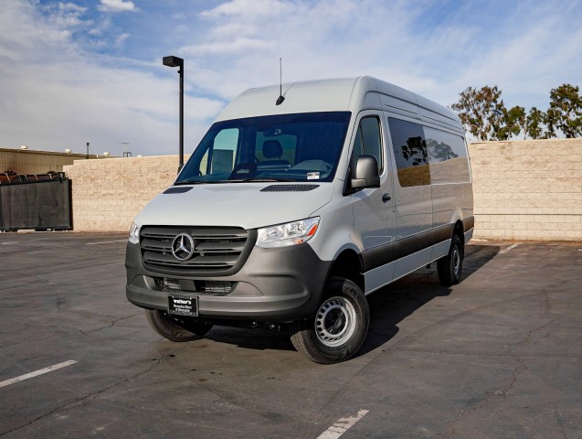 2025 Mercedes-Benz Sprinter Cargo Van