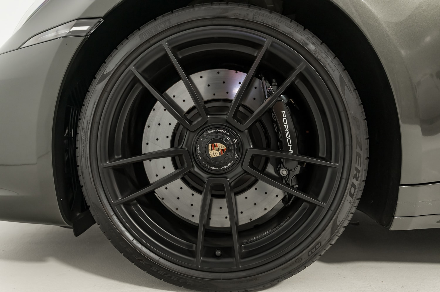 2024 Porsche 911 4 GTS photo 15