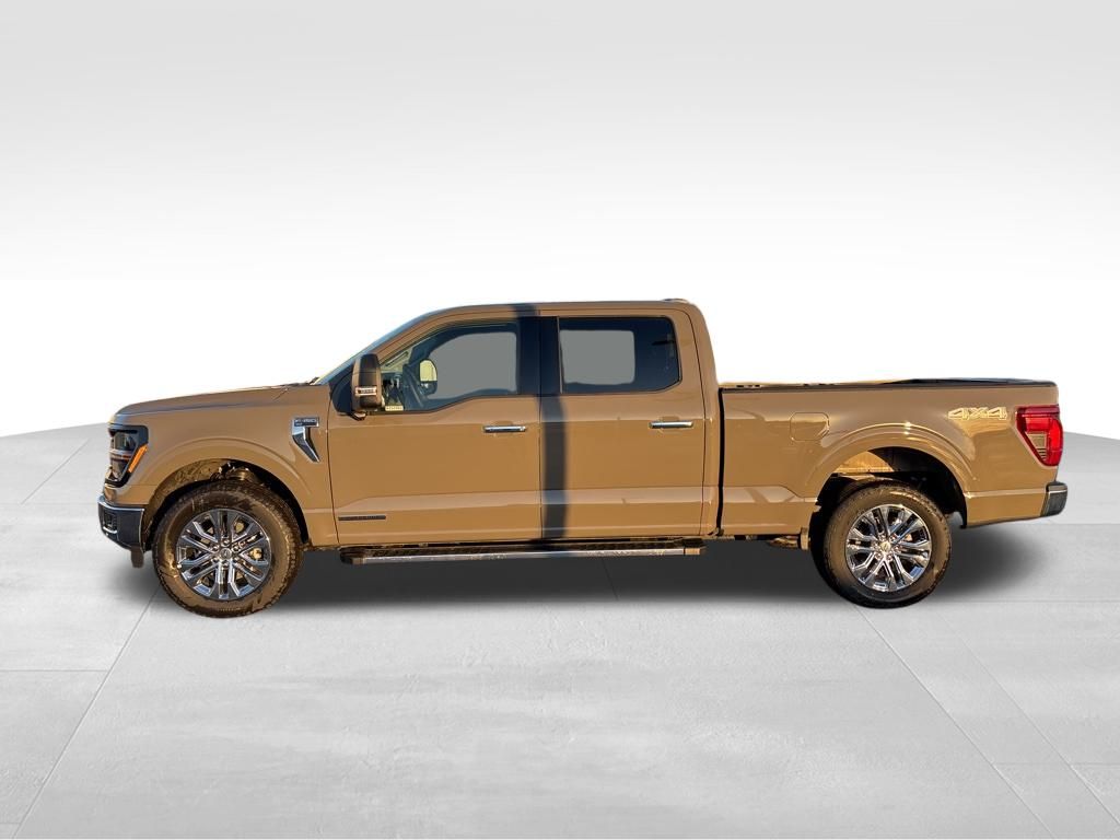 2025 Ford F-150 XLT photo 2
