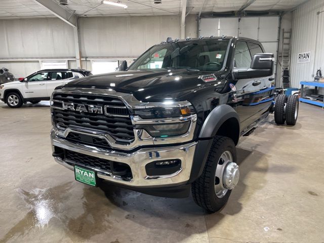 2026 Ram 5500 Tradesman photo 3