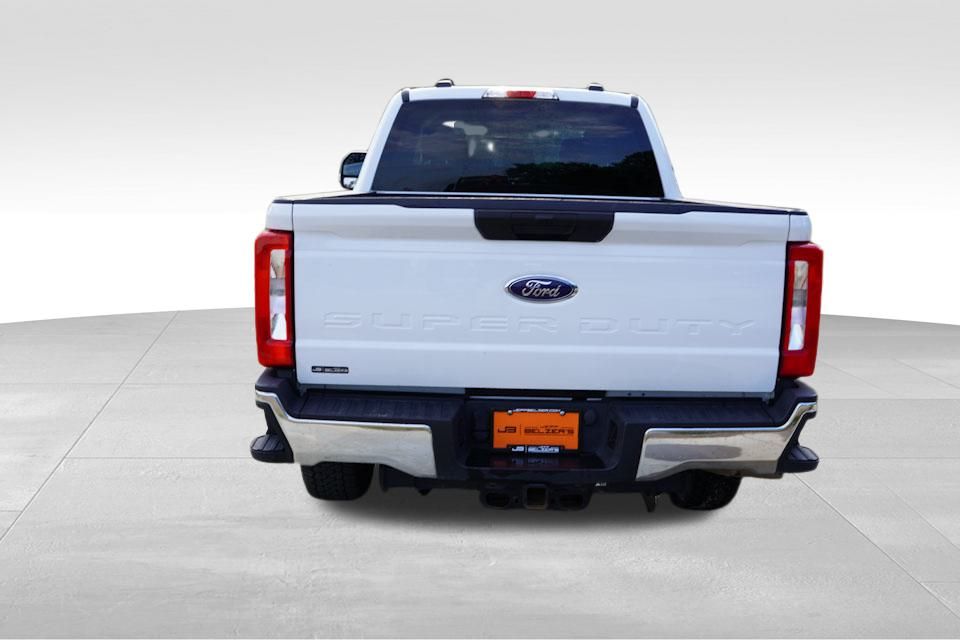 2024 Ford F-250 XLT photo 6