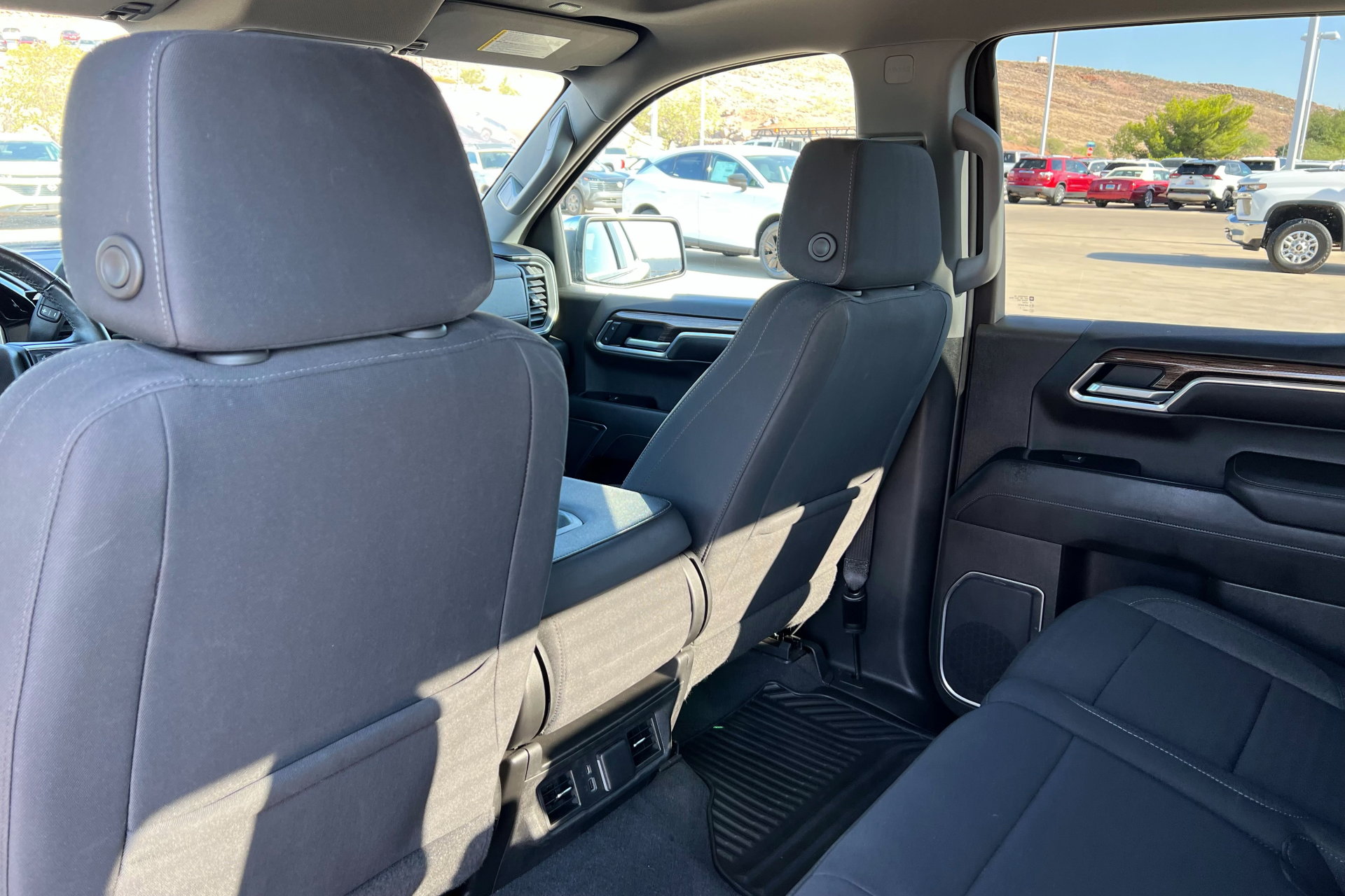 2022 Chevrolet Silverado 1500 LT photo 18