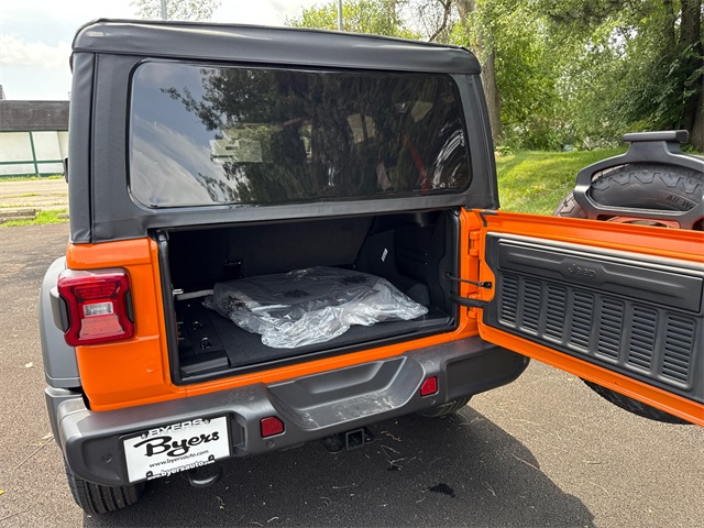 2025 Jeep Wrangler Sport S photo 27