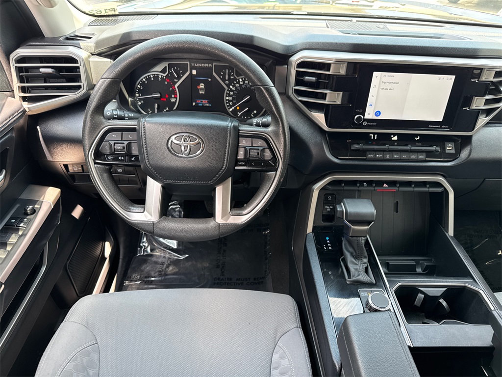 2022 Toyota Tundra SR5 photo 17