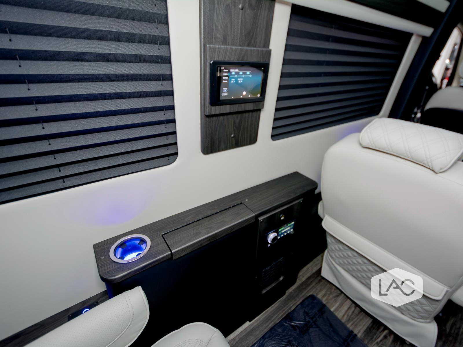 2024 Mercedes Benz Sprinter 3500 photo 10