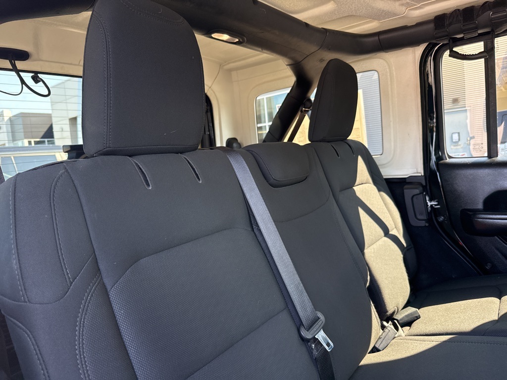 2019 Jeep Wrangler Unlimited Sport S photo 22