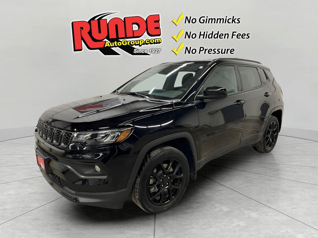 2024 Jeep Compass Latitude's photo