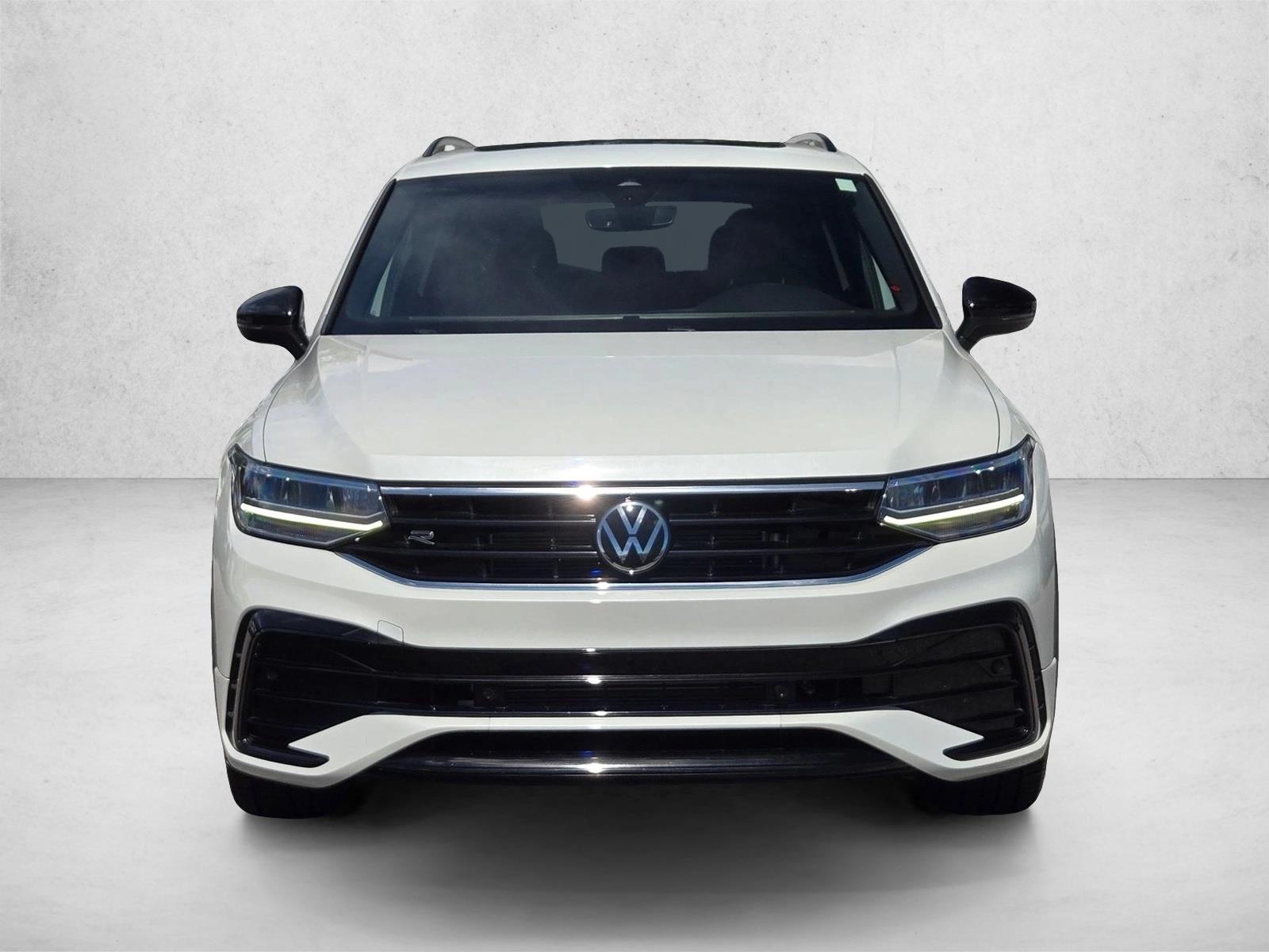 2023 Volkswagen Tiguan SE R-Line Black photo 2