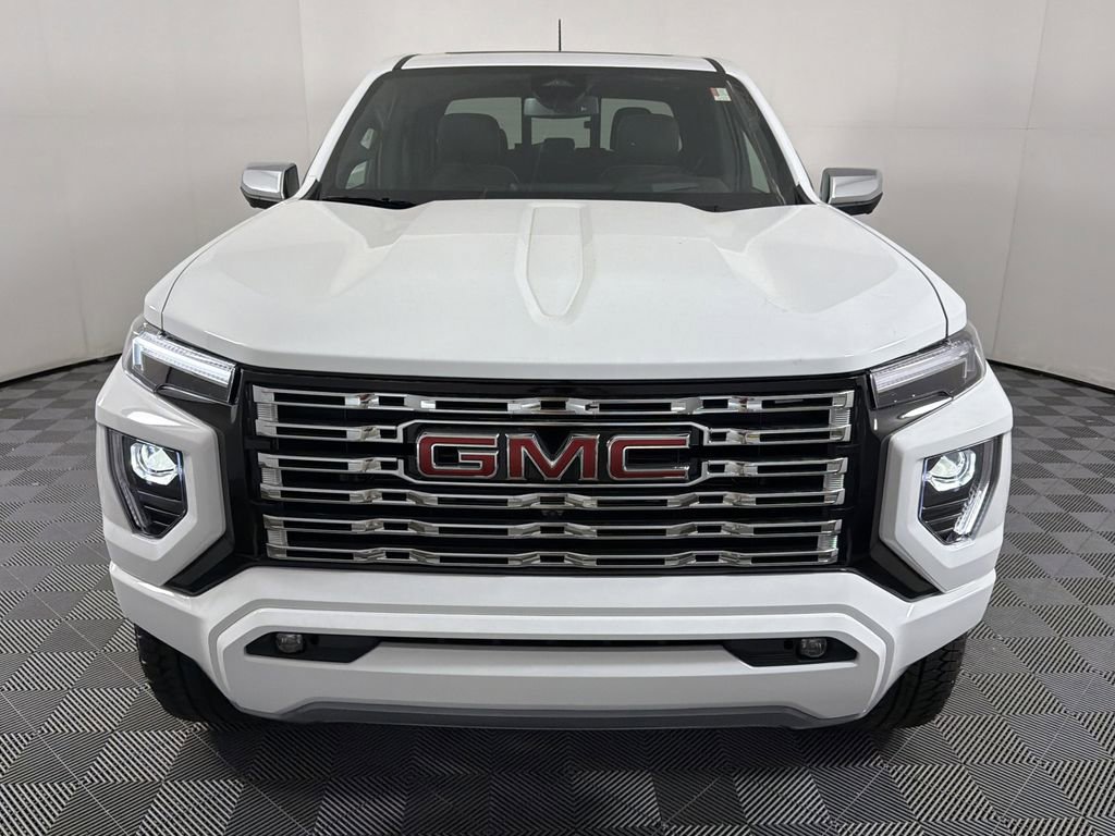 2026 Gmc Canyon Denali photo 2