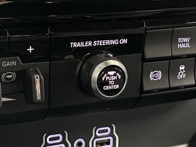2025 Ram 2500 Big Horn photo 27