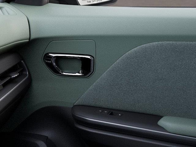 2025 Kia K4 EX photo 2