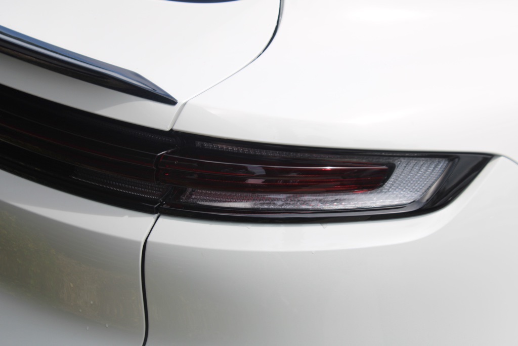 2026 Porsche Cayenne Coupe photo 12