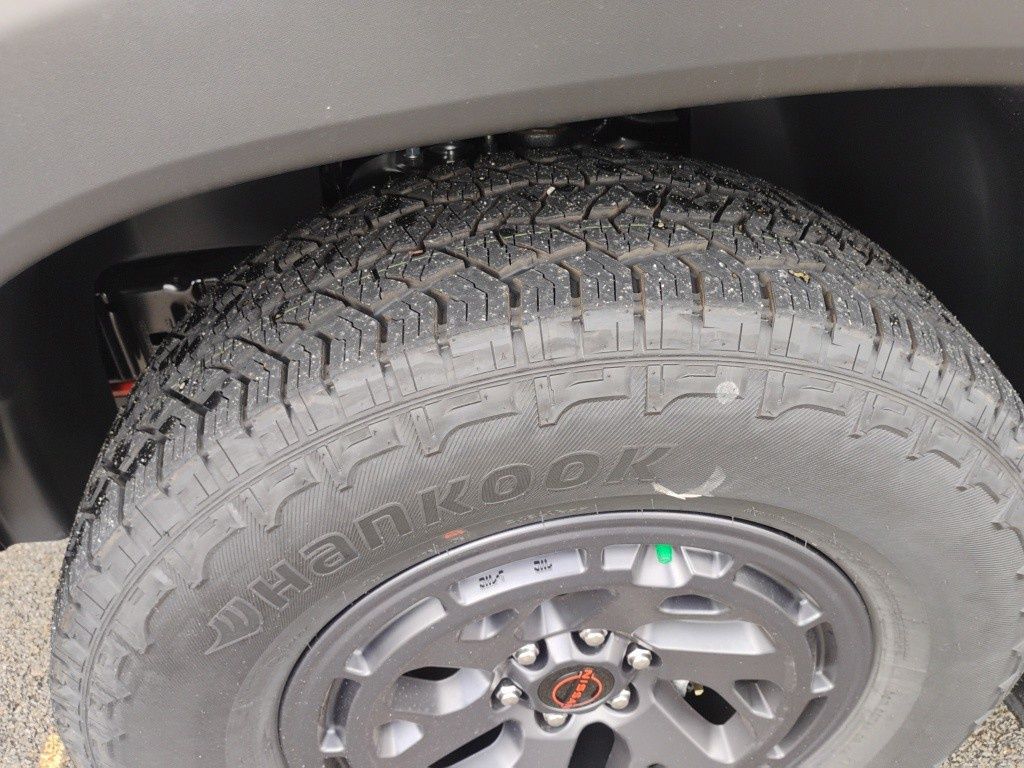 2025 Nissan Frontier PRO-4X photo 27