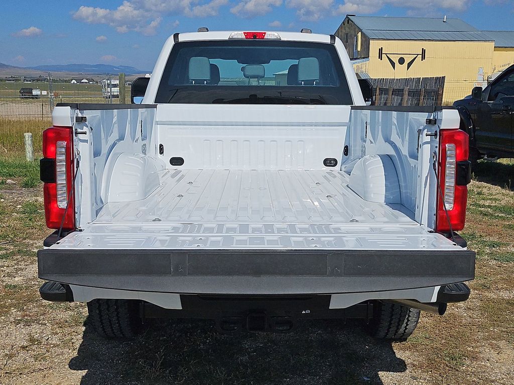 2025 Ford F-350 photo 47