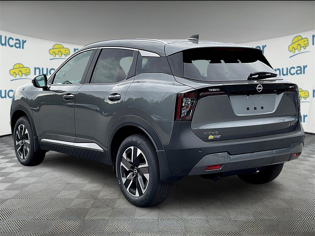 2025 Nissan Kicks SV photo 4