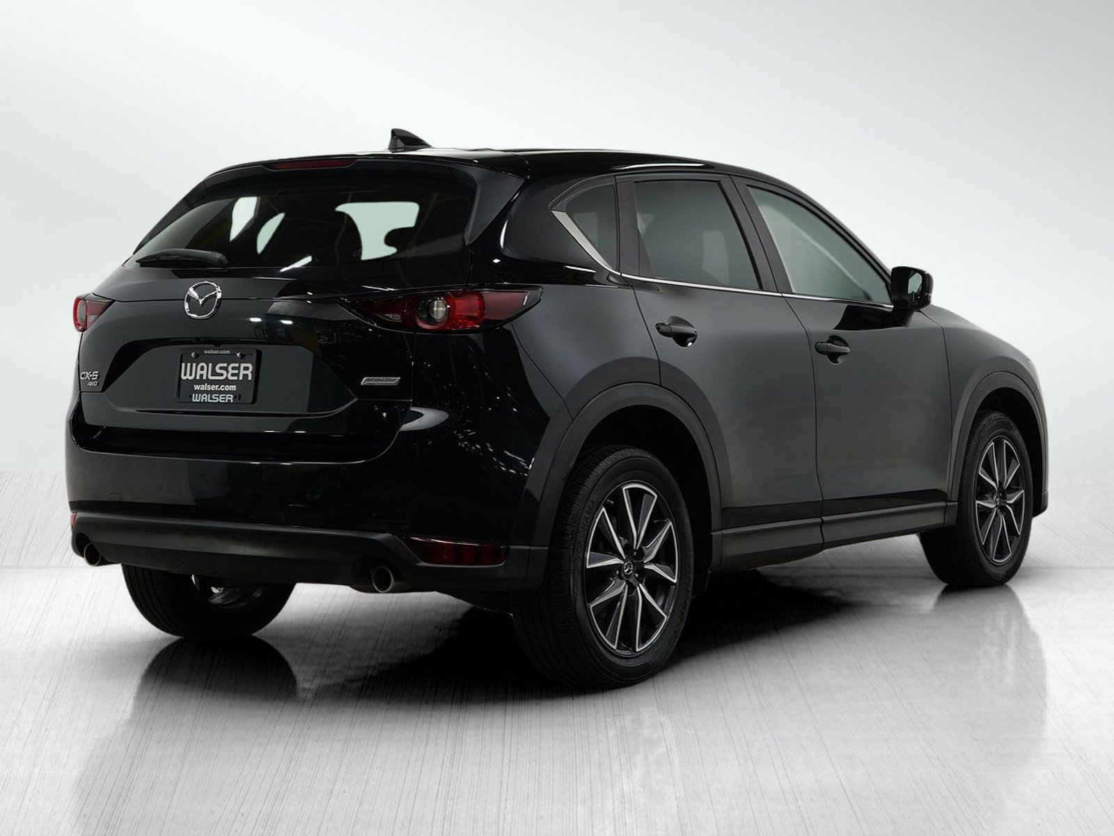 2018 Mazda CX-5 Touring photo 4