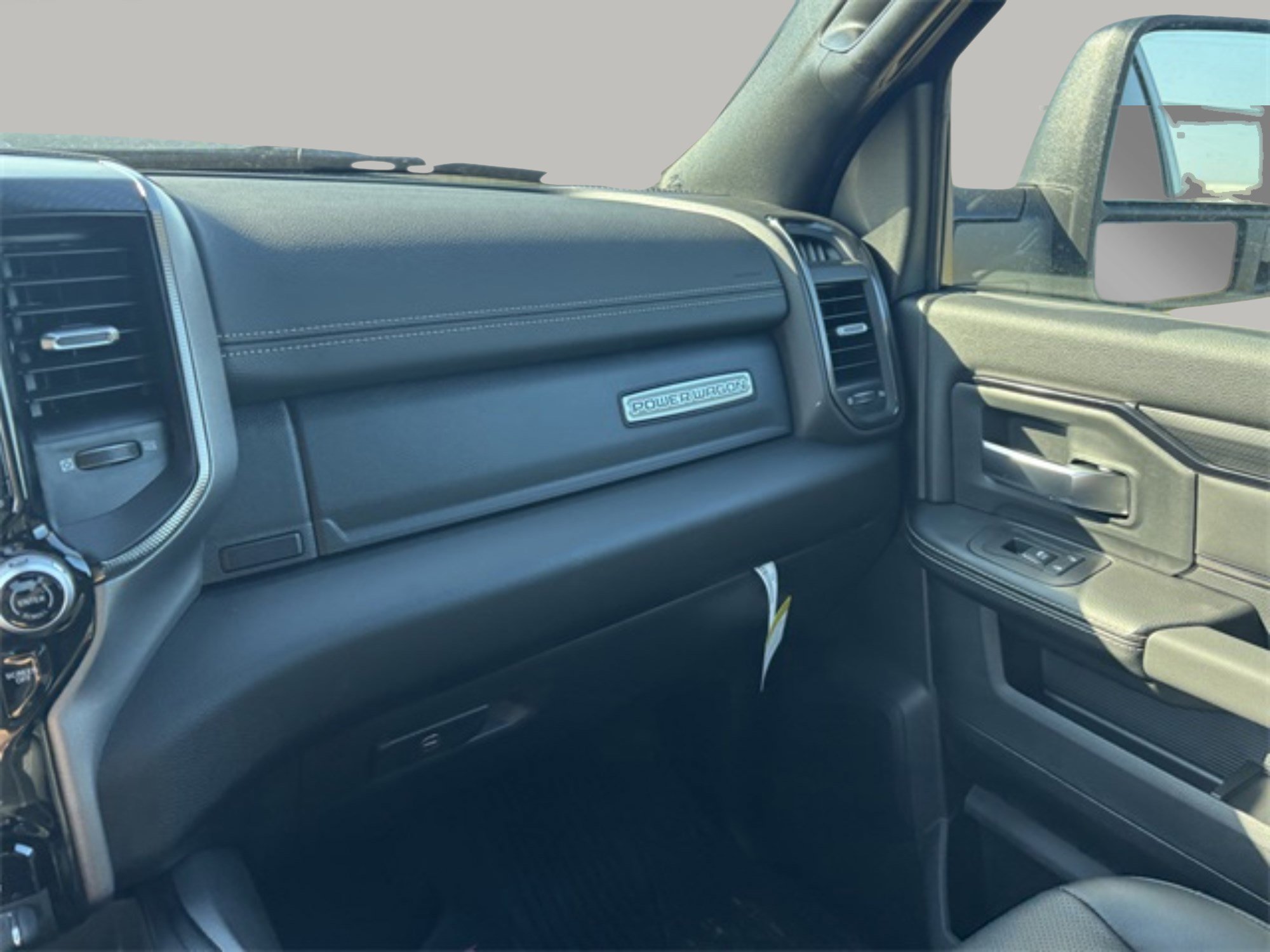 2026 Ram 2500 Power Wagon photo 17