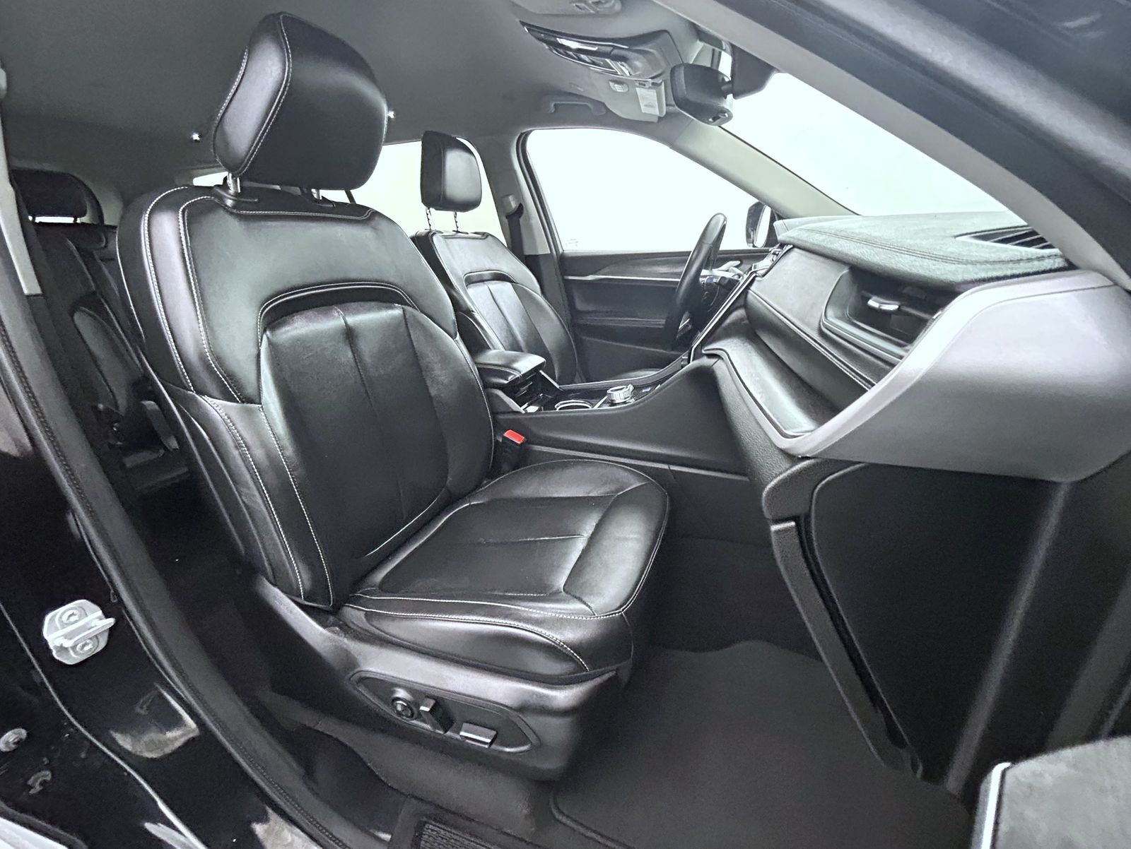 2021 Jeep Grand Cherokee Limited photo 14