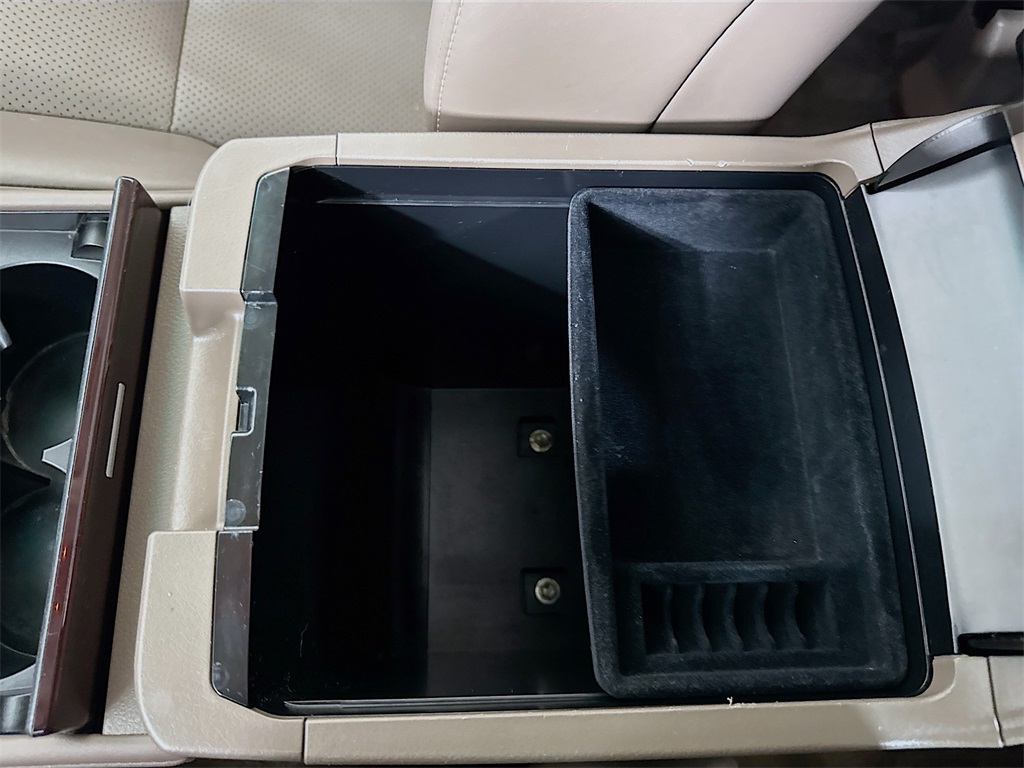 2016 Lexus GX 460 Luxury photo 38