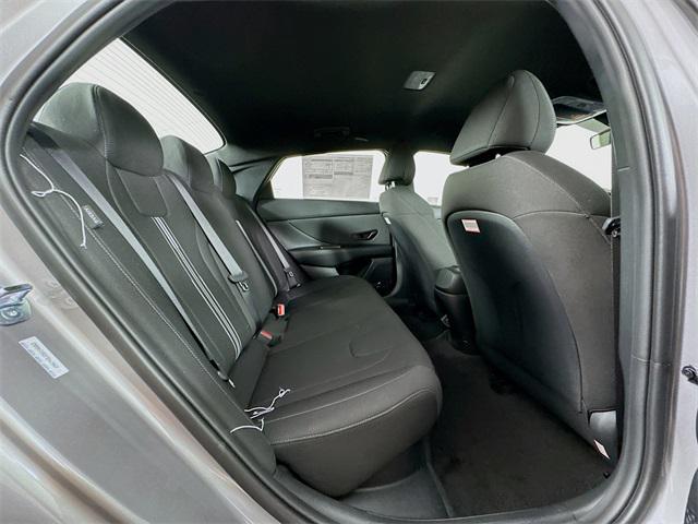 2025 Hyundai Elantra Hybrid SEL Sport photo 35