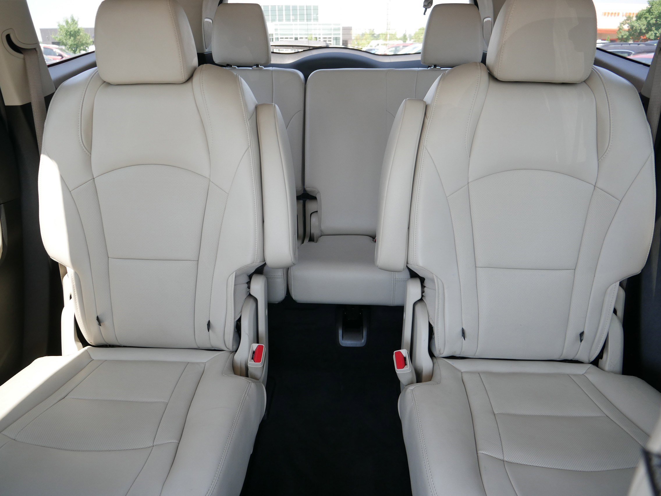 2023 Buick Enclave Premium photo 13