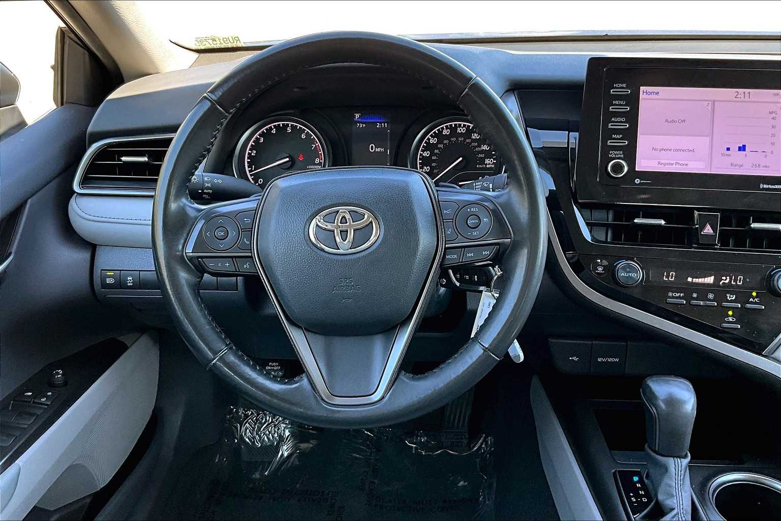 2024 Toyota Camry SE photo 5