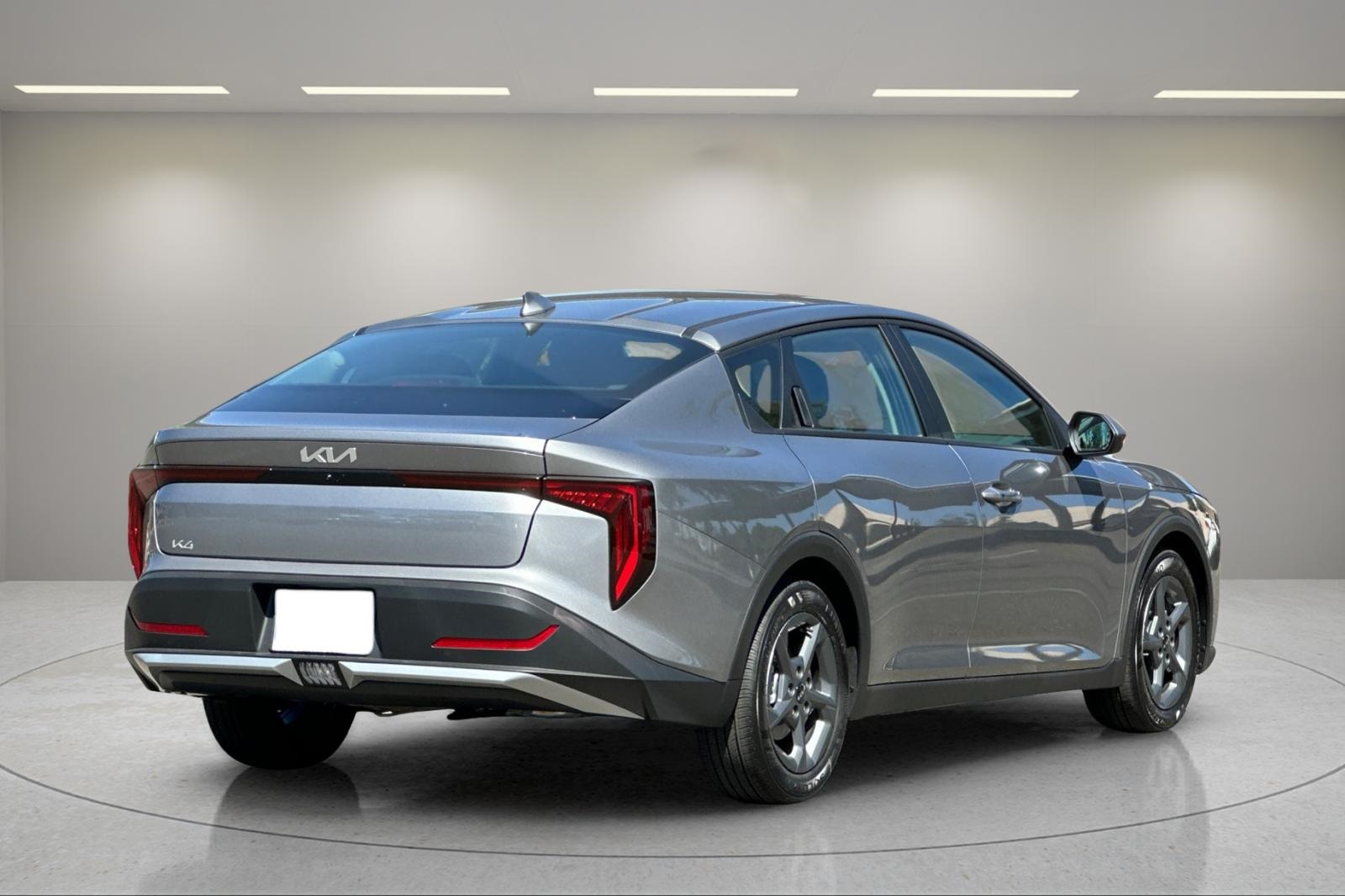 2025 Kia K4 LXS photo 3