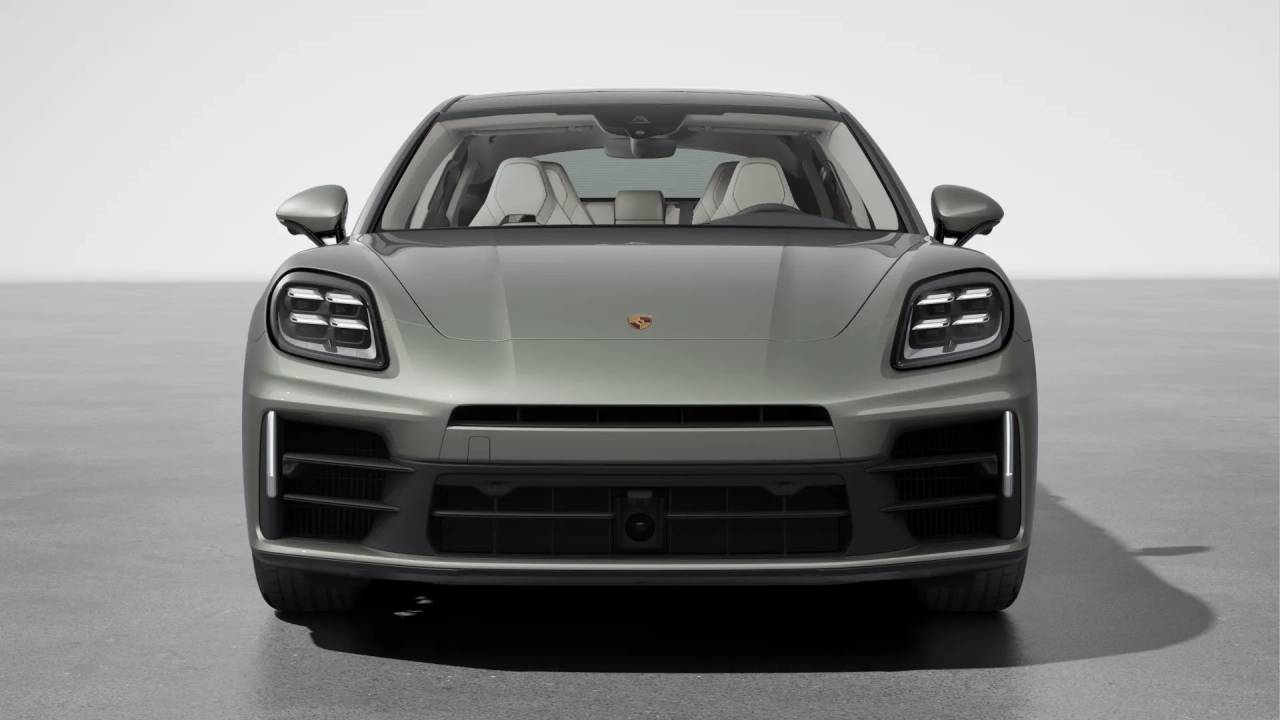 2026 Porsche Panamera 4 photo 7