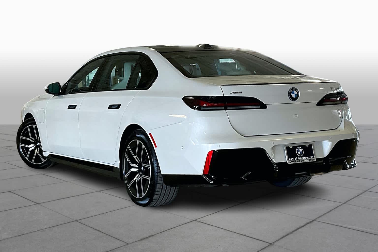 2025 Bmw 750e 750e xDrive photo 12