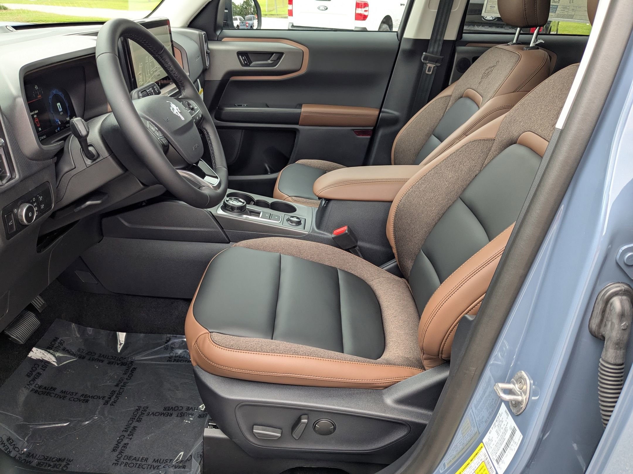 2025 Ford Bronco Sport Outer Banks photo 12