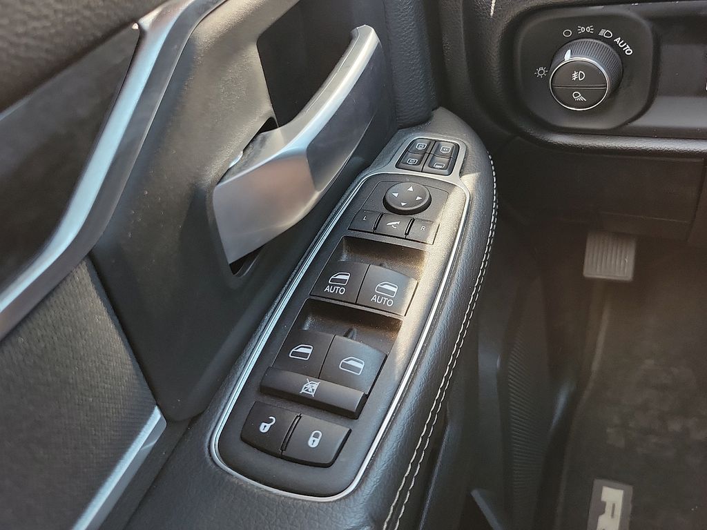 2024 Ram 2500 Big Horn photo 13