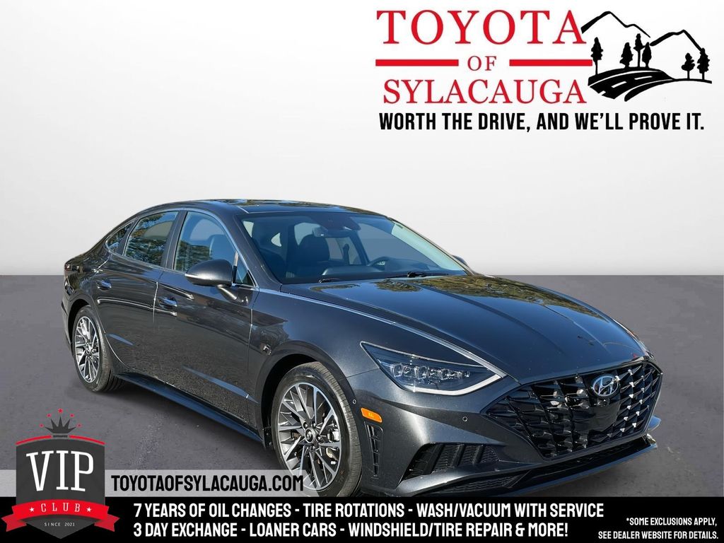 2022 Hyundai Sonata Limited's photo