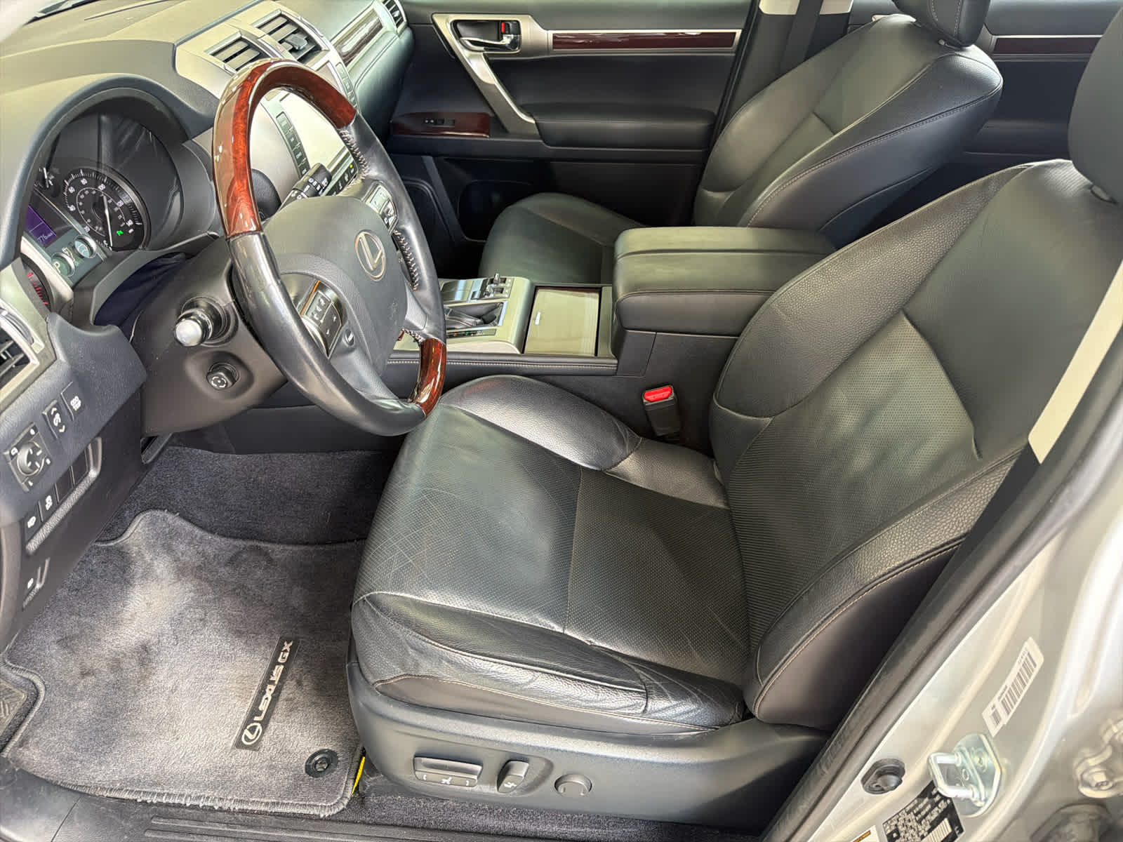 2018 Lexus GX 460 photo 9