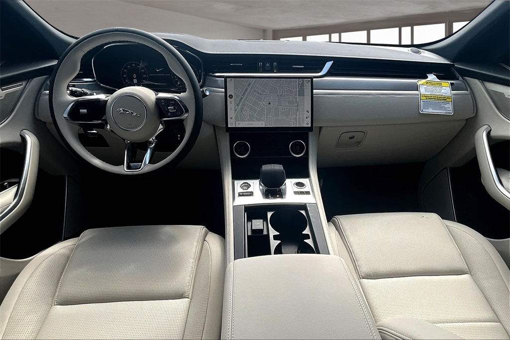 2026 Jaguar F-PACE P400 R-Dynamic S photo 4