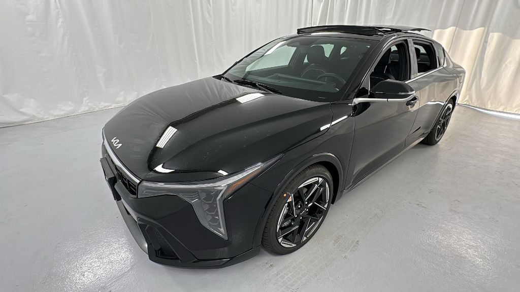 2025 Kia K4 GT-Line photo 7