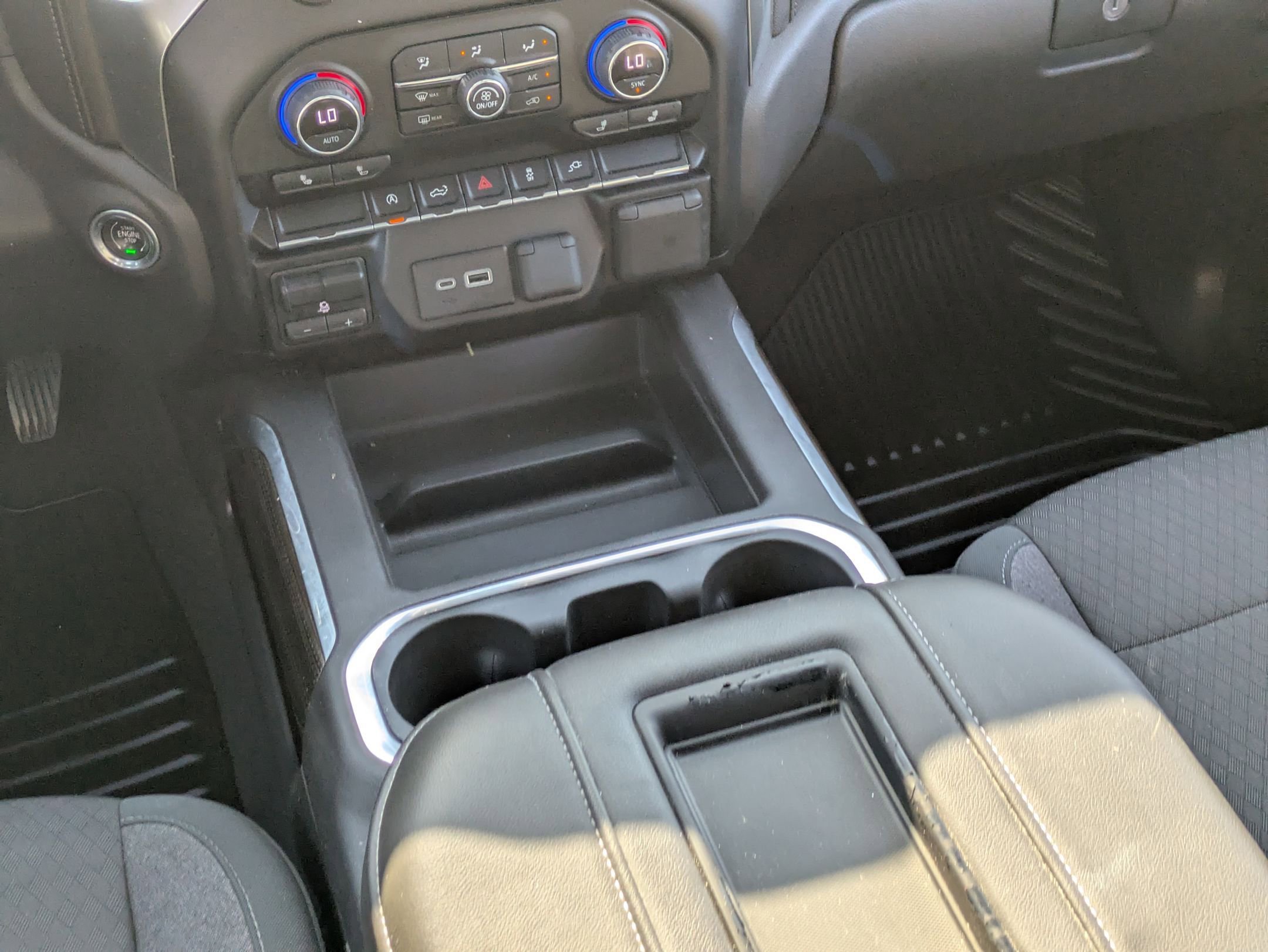 2020 Chevrolet Silverado 1500 RST photo 19