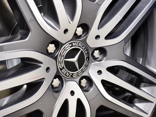 2026 Mercedes Benz GLS 450 4MATIC photo 10