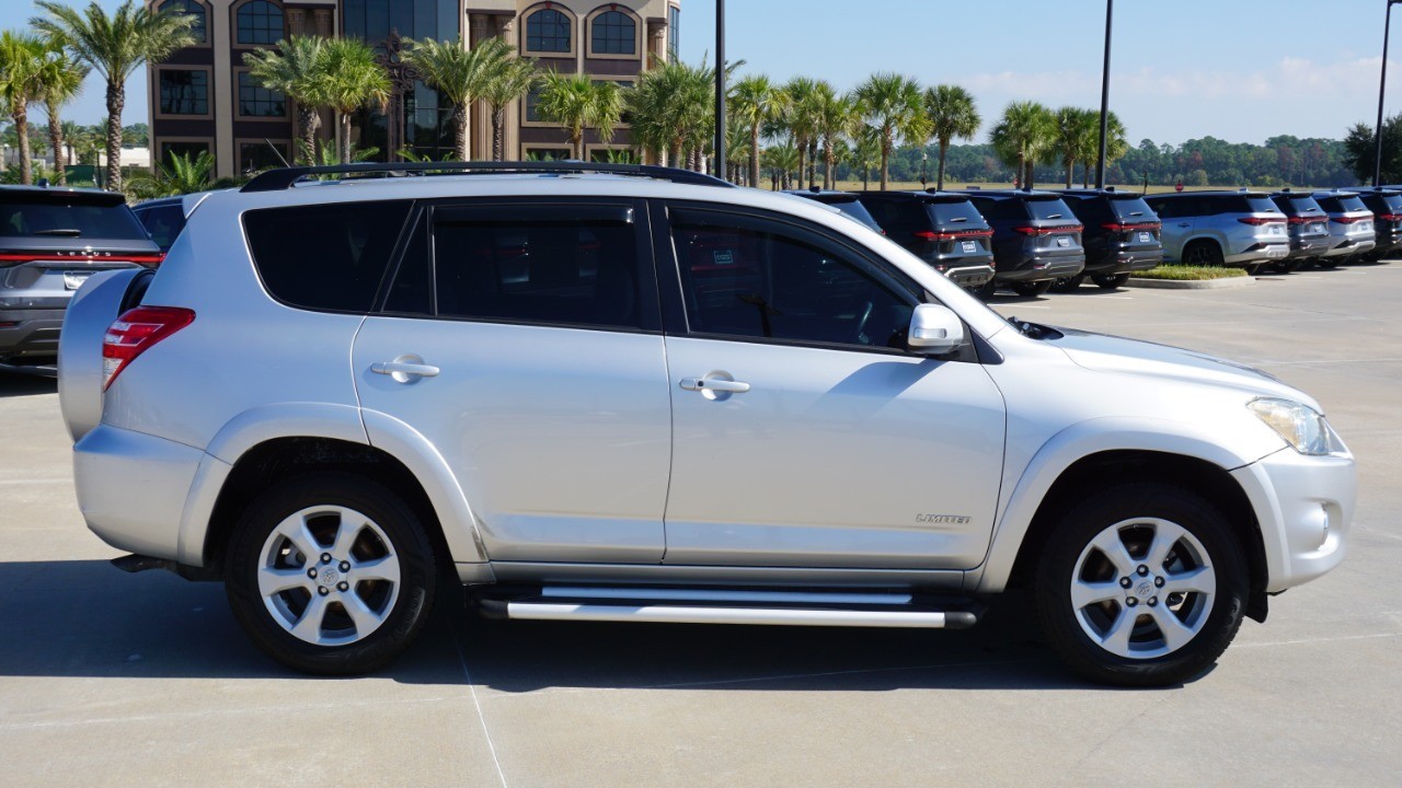 2011 Toyota RAV4 Limited photo 4